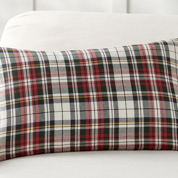 NWT Pottery Barn Denver Plaid Lumbar Pillow Cover Ralph Lauren Christmas Winter - Picture 1 of 4